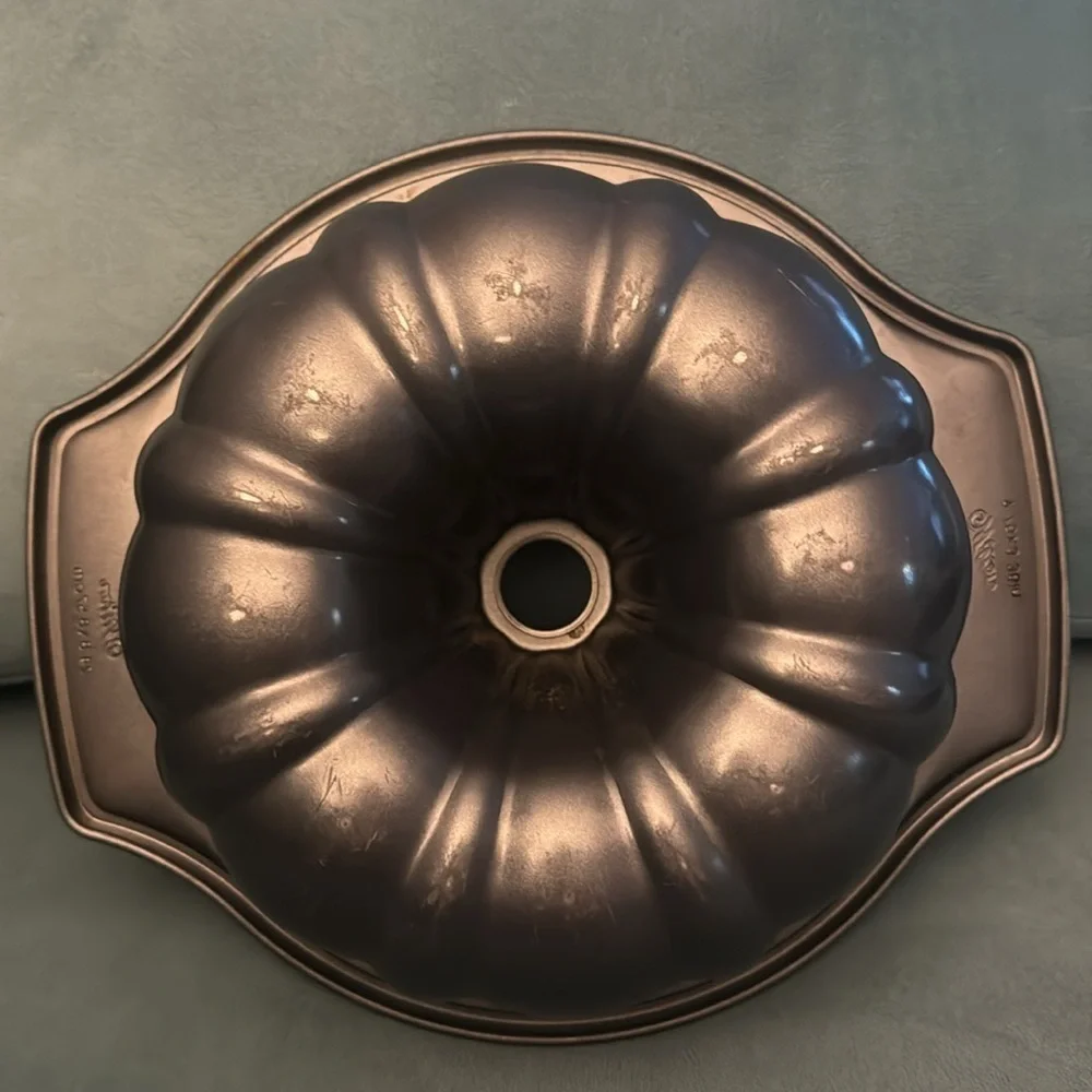 Wilton Bundt Pan